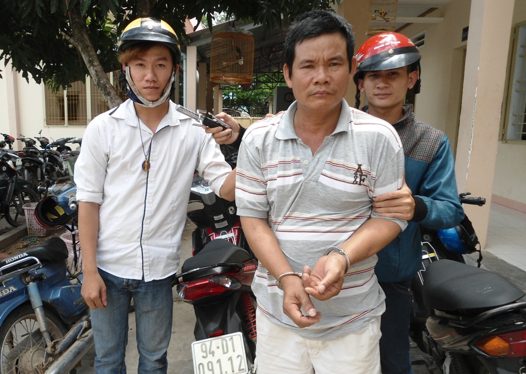 Lừa phụ nữ lấy xe, 1 năm sau bị "hiệp sĩ” bắt