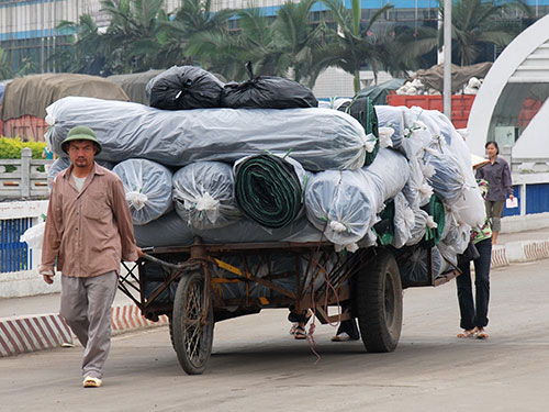 Bớt dần phụ thuộc kinh tế Trung Quốc: Cơ hội để tự chủ