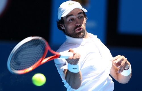 Federer thất bại trận ra quân, Murray giành vé vào vòng ba