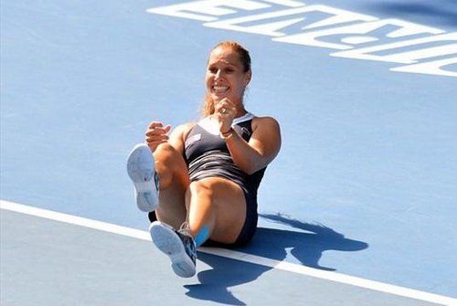 Quật ngã Radwanska, Cibulkova xứng danh “sát thủ hạt giống”