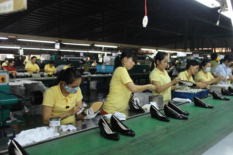 Không để công nhân bị kẻ xấu lôi kéo vi phạm pháp luật