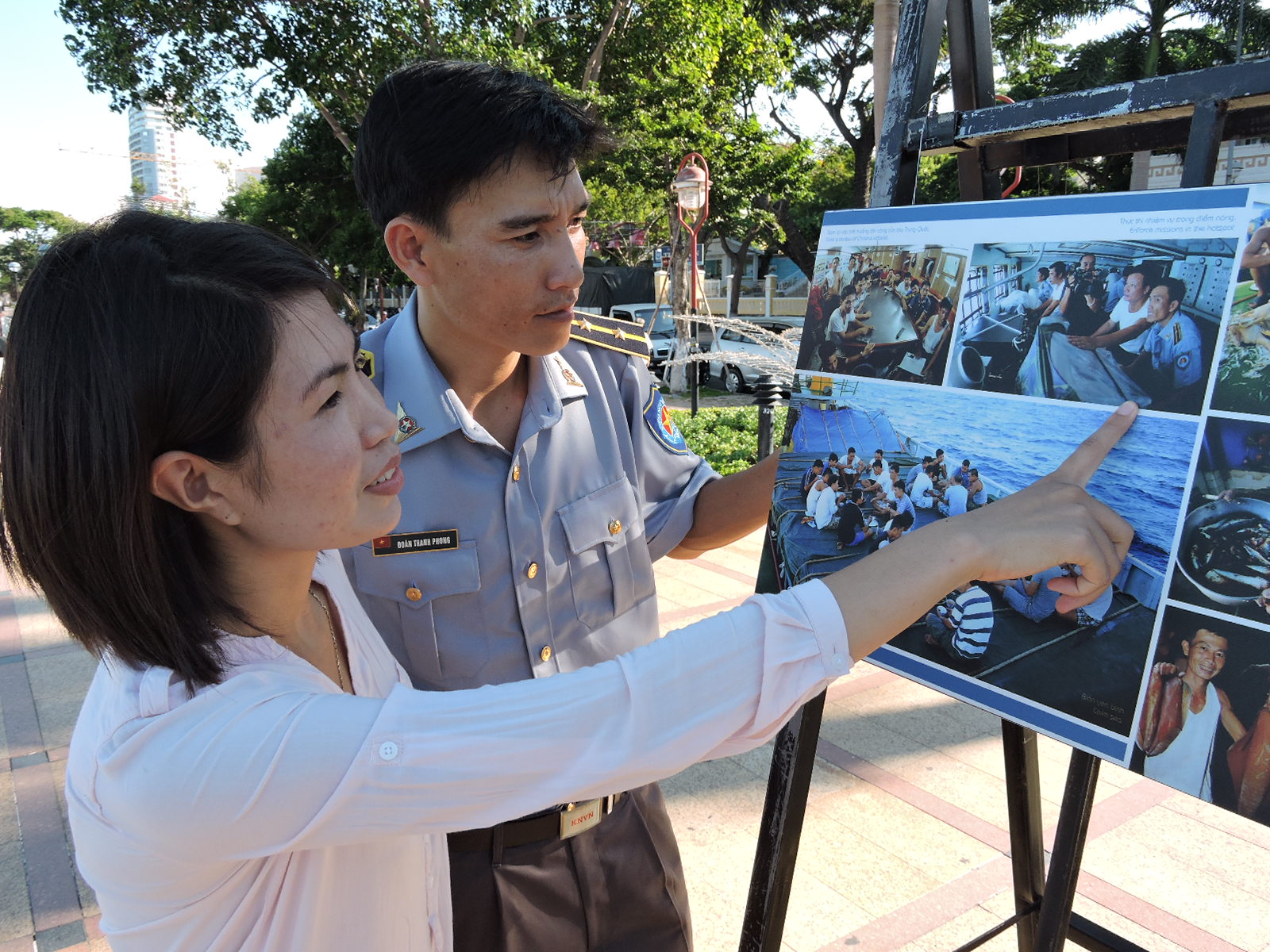 Triển lãm ảnh “Hoàng Sa - Trường Sa, biển đảo Việt Nam”