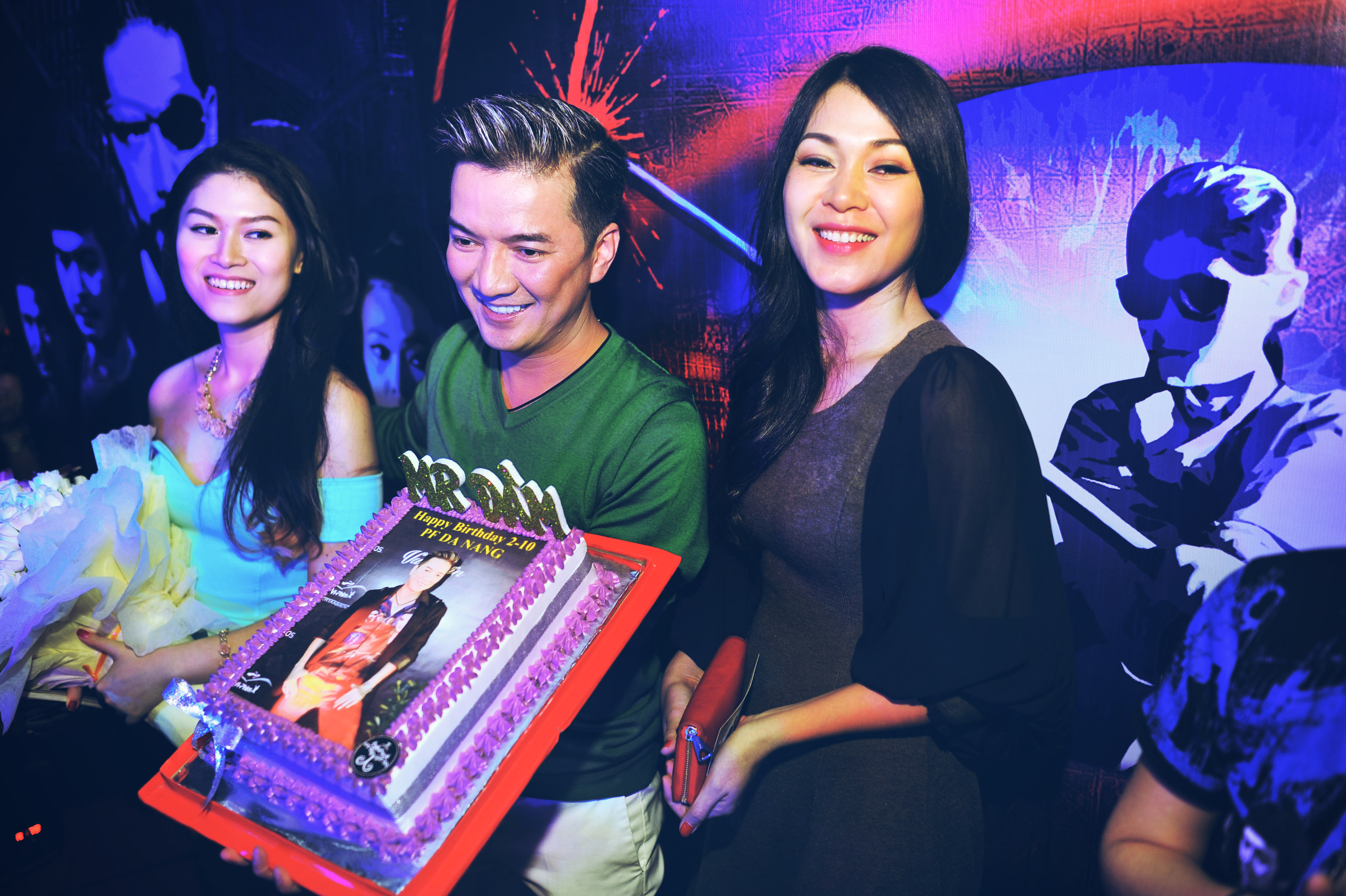 Chiếc b&aacute;nh c&oacute; t&ecirc;n Mr Đ&agrave;m