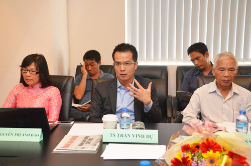 TS Trần Vinh Dự - Tổng Gi&aacute;m đốc TNK Capital, Chủ HĐQT Trường CĐ Việt Mỹ