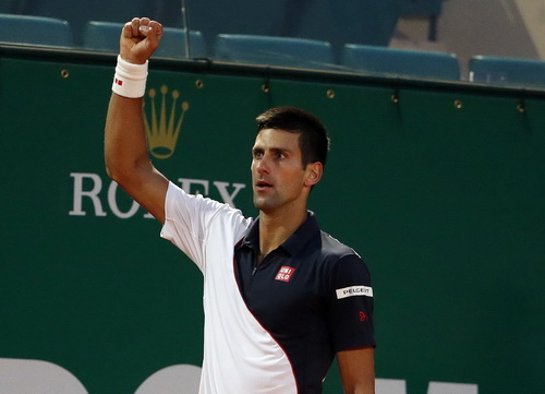 Federer, Djokovic cùng ngược dòng, chờ đối đầu ở bán kết