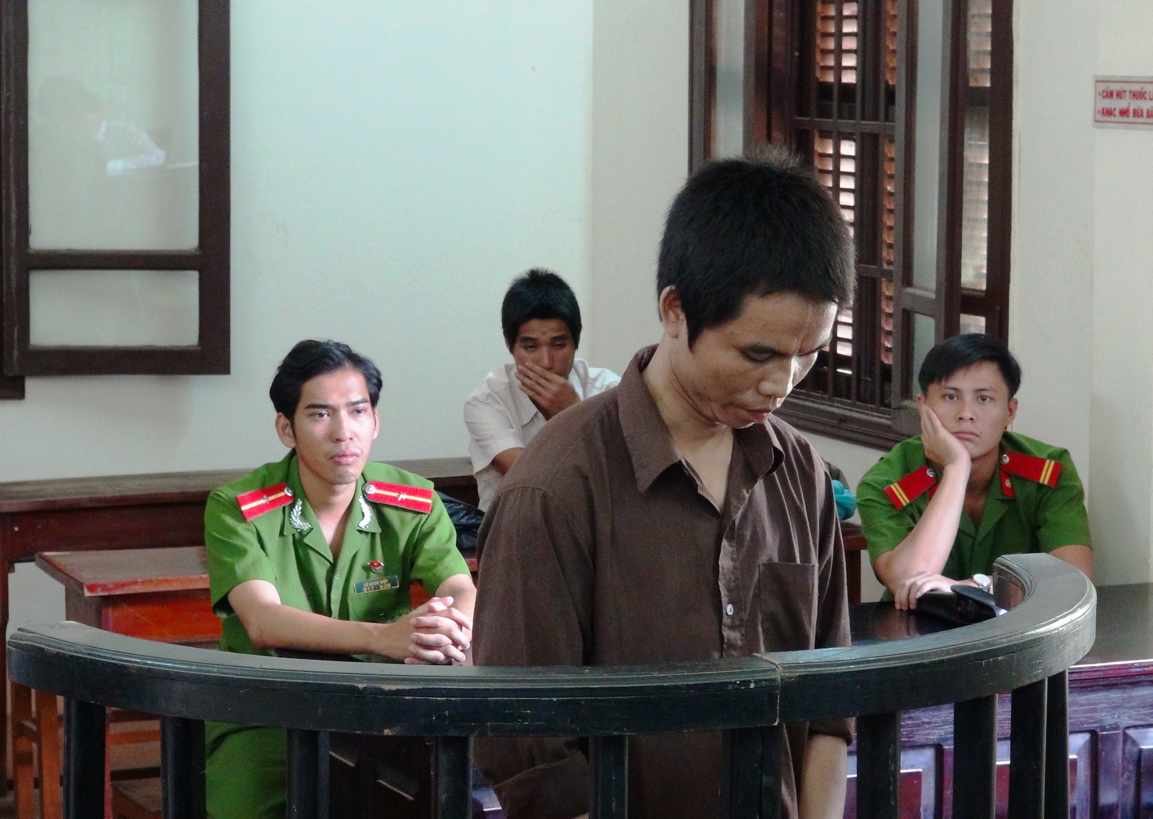 Đâm chết anh rể vì bị nghi đuổi khách