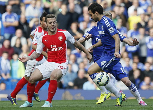 Wilshere đối đầu Fabregas