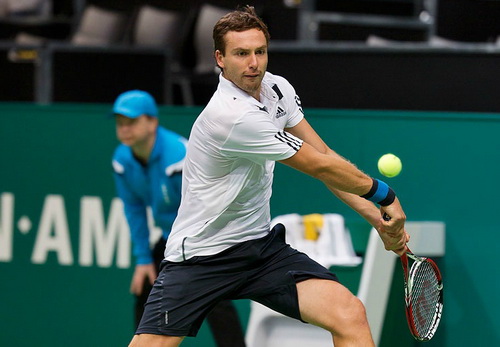 Gulbis trổ tài, hạ đo ván đương kim vô địch Del Potro