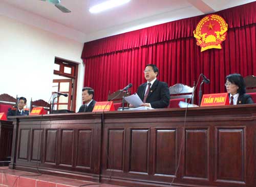 HĐXX tuy&ecirc;n hủy &aacute;n sơ thẩm, điều tra lại vụ &aacute;n