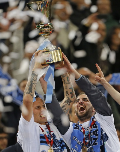 Gonzalo Higuain kh&ocirc;ng c&ograve;n kh&aacute;t vọng cống hiến cho Napoli đang sa s&uacute;t