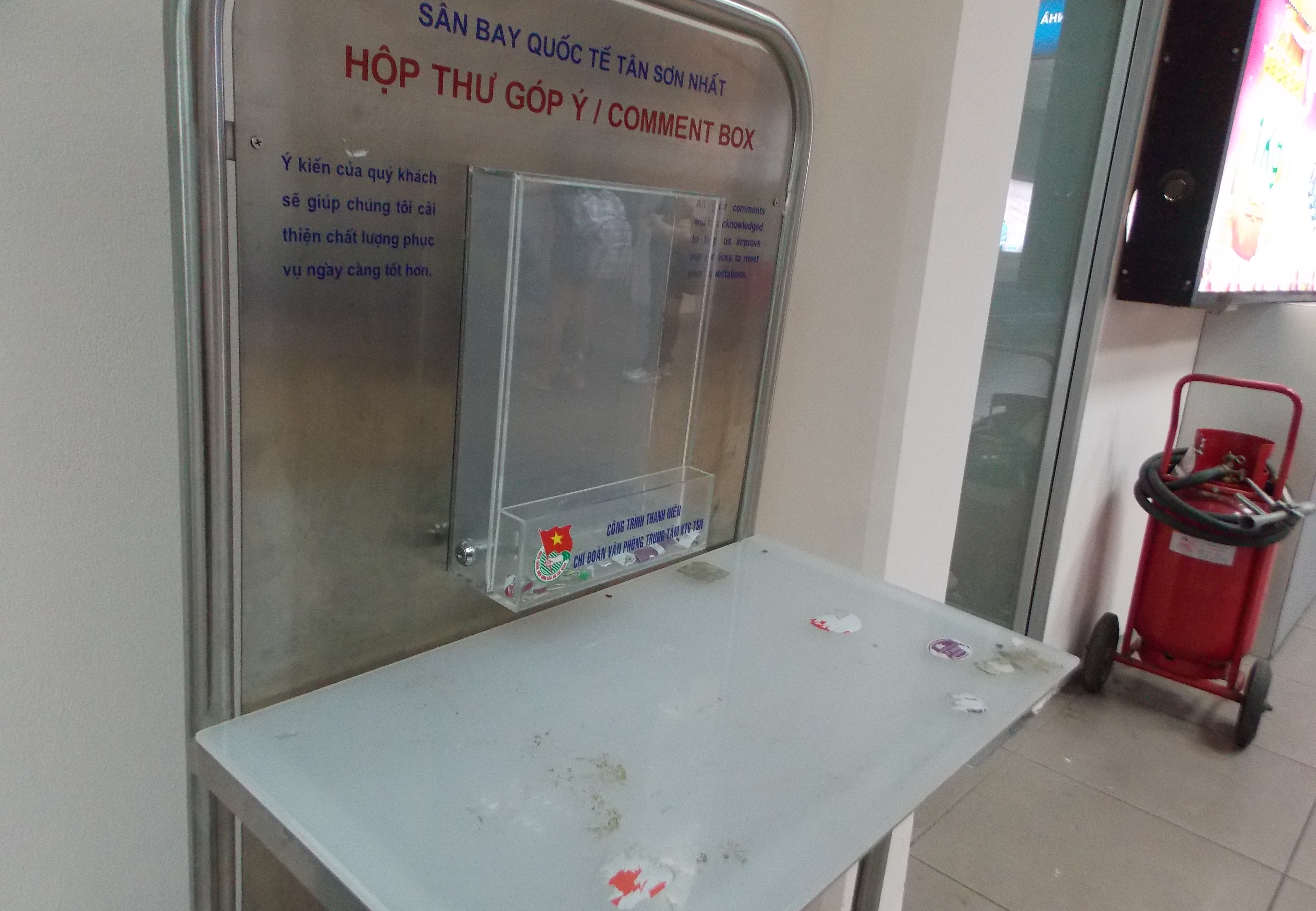 H&ograve;m thư g&oacute;p &yacute; kh&ocirc;ng giấy, kh&ocirc;ng b&uacute;t