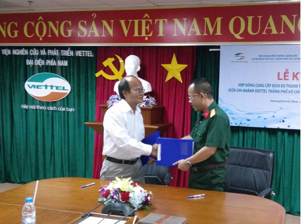Thanh toán tiền nước qua thiết bị di động
