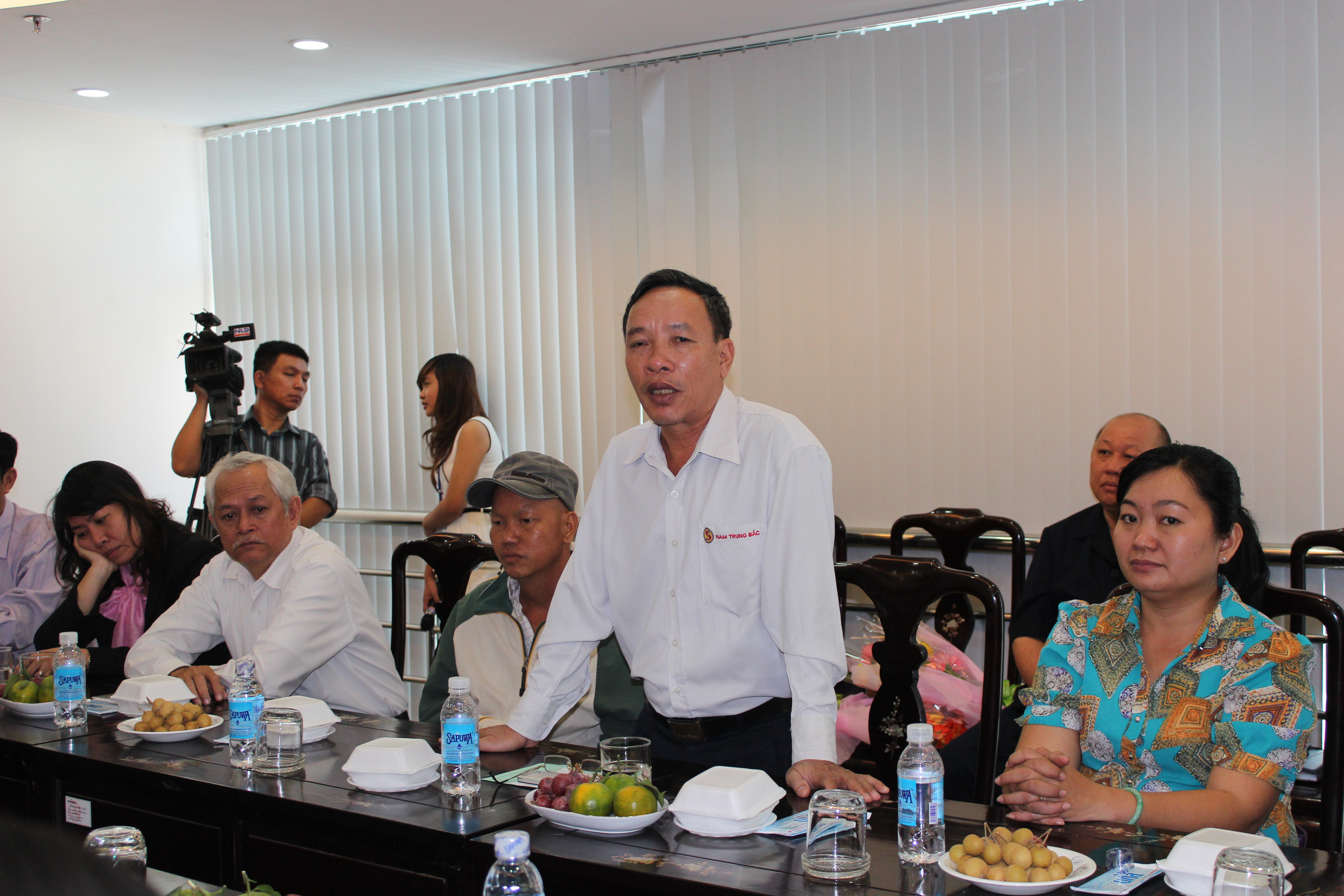 &Ocirc;ng Nguyễn K&ocirc;ng Sự, Chủ tịch C&ocirc;ng đo&agrave;n C&ocirc;ng ty Vận tải Nam Trung Bắc, cho biết chương tr&igrave;nh l&agrave; một m&oacute;n qu&agrave; Tết &yacute; nghĩa cho CNVC-LĐ kh&oacute; khăn