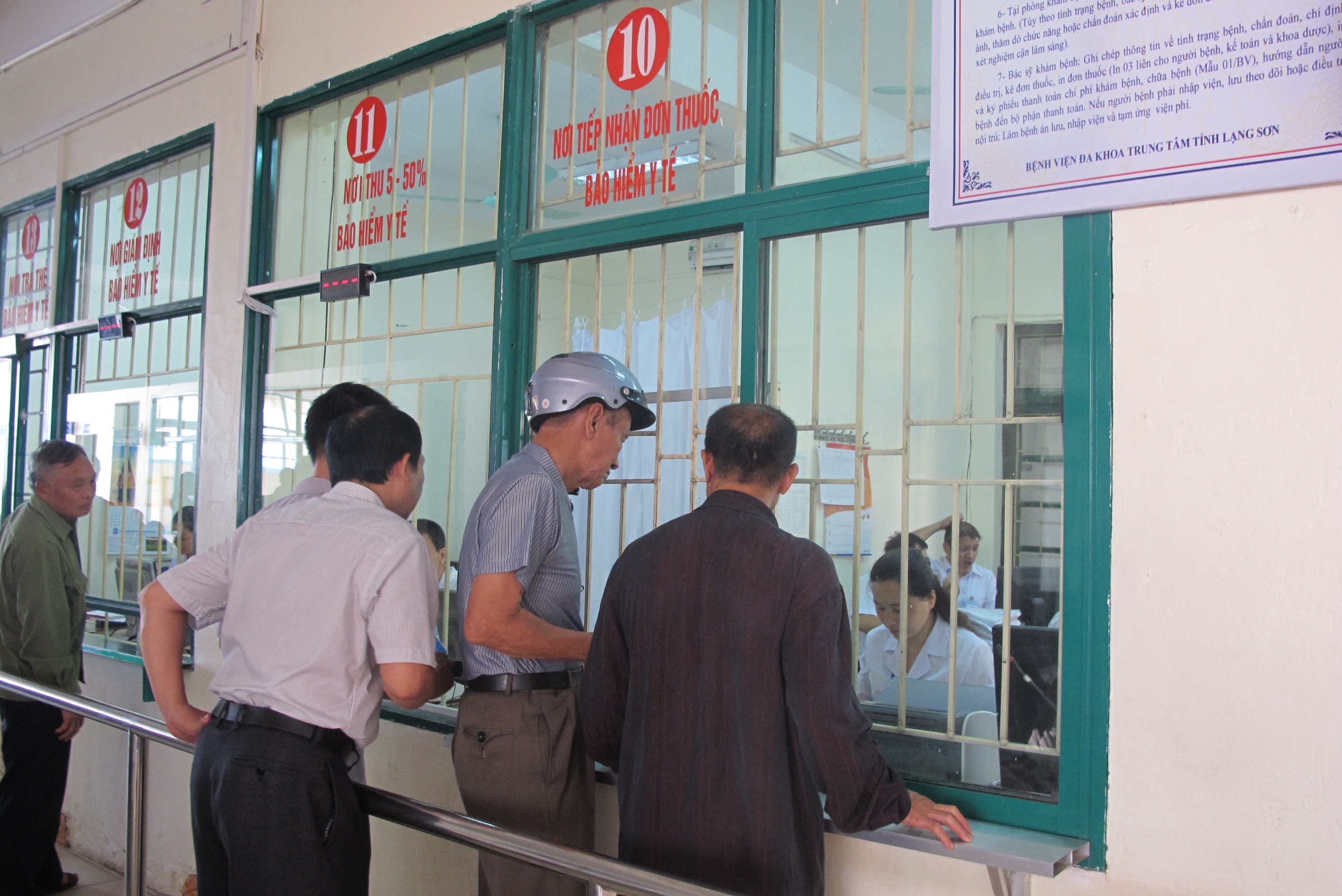 Với quy tr&igrave;nh kh&aacute;m chữa bệnh chỉ c&ograve;n 6 bước thời gian kh&aacute;m của 1 bệnh nh&acirc;n tại BV Đa khoa tinh Lạng Sơn nhanh nhất c&ograve;n 39 ph&uacute;t v&agrave; l&acirc;u nhất l&agrave; 159 ph&uacute;t