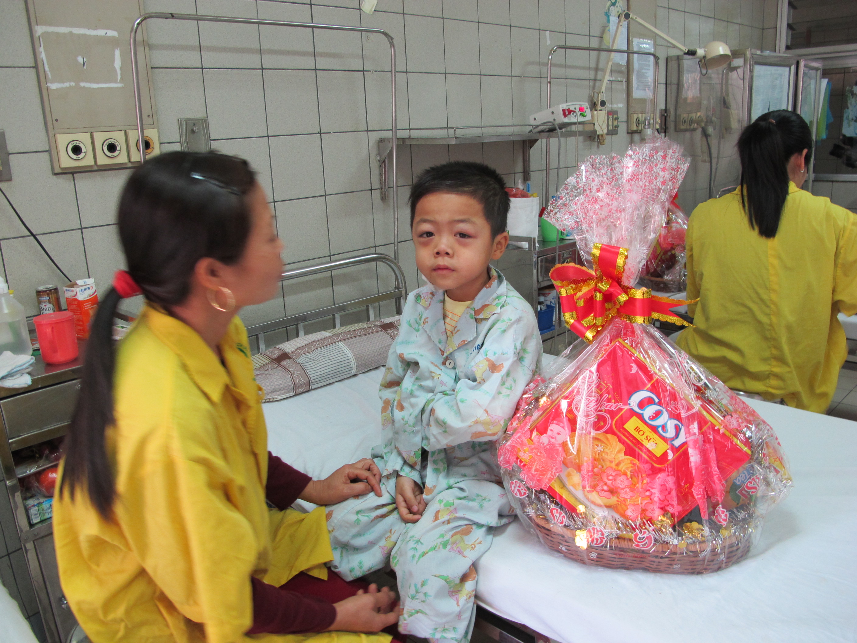 Muôn vẻ Tết bệnh viện