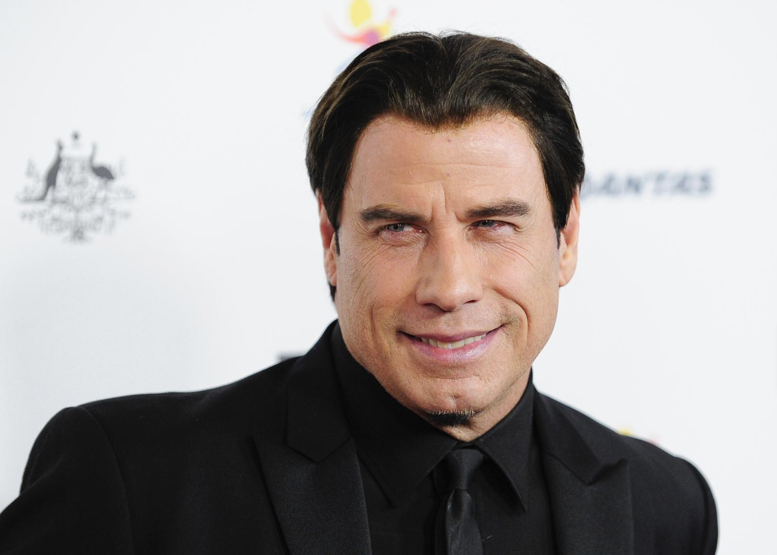 John Travolta thua kiện người tình đồng tính