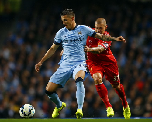 Stevan Jovetic (trái) không đáp ứng được kỳ vọng