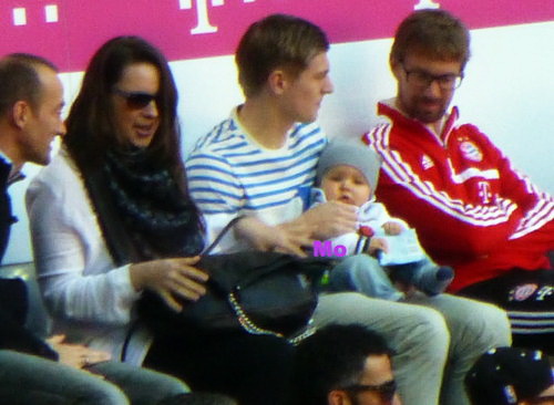 Kroos l&agrave; người rất c&oacute; tr&aacute;ch nhiệm với gia đ&igrave;nh