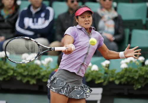 Li Na thua đậm trước tay vợt kém mình cả trăm hạng