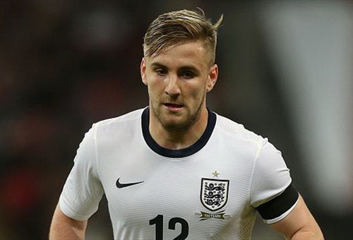 Anh sẽ có thêm sự hỗ trợ từ hậu vệ 18 tuổi Luke Shaw