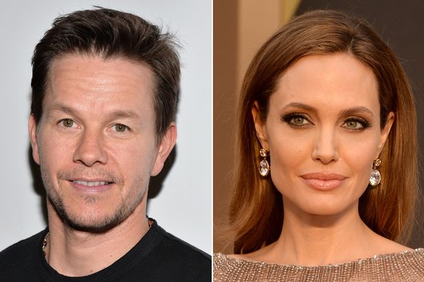 Diễn vi&ecirc;n Mark Wahlberg v&agrave; Angelina Jolie. Ảnh: Mirror