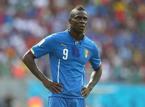“Chân sút bất trị” Balotelli bất ngờ đầu quân cho Liverpool