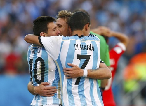 FIFA gây sốc, loại Messi khỏi danh sách 10 ứng viên Quả bóng vàng