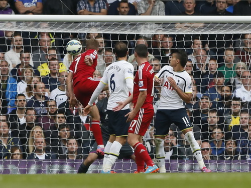 James Morrison (7) lập c&ocirc;ng cho West Brom
