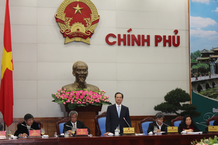Thủ tướng Nguyễn Tấn Dũng đánh giá cao những kiến nghị của Tổng LĐLĐ Việt Nam và giao cho các cơ quan thuộc Chính phủ phối hợp xem xét, giải quyết một cách có hiệu quả