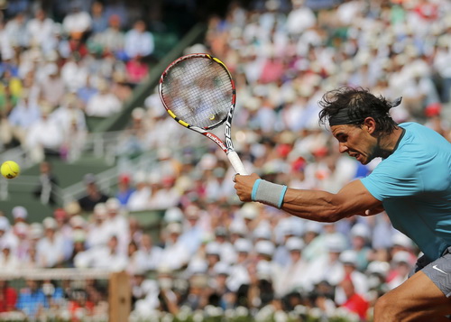 Nadal bị loại ở Halle sau khi vừa giành danh hiệu Grand Slam thứ 14