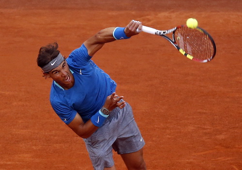 Nadal vừa chật vật bảo vệ ng&ocirc;i vị số một ở Madrid Open, chờ thử th&aacute;ch tiếp theo ở Rome