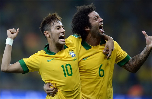 Neymar v&agrave; Marcelo sẽ lại s&aacute;t c&aacute;nh c&ugrave;ng nhau