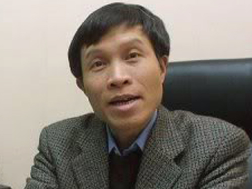 Bắt khẩn cấp ông Nguyễn Hữu Vinh