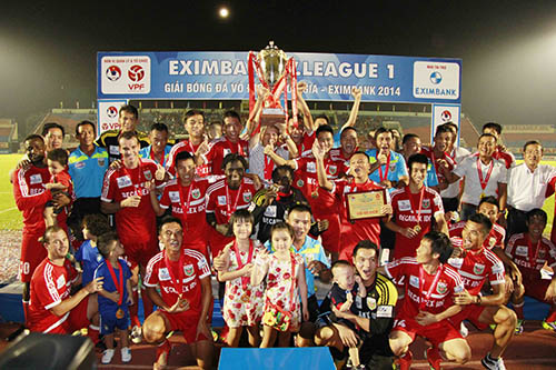 Bình Dương ngất ngây trong ngày đón cúp vô địch V-League 2014