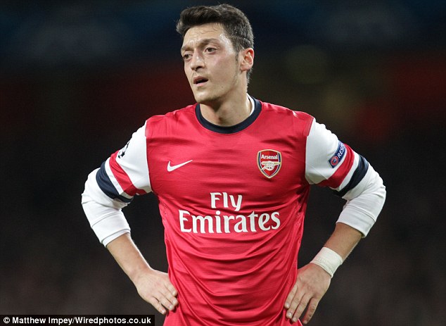 Mesut Ozil, Sead Kolasinac bị loại khỏi đội hình Arsenal vì an toàn tính mạng