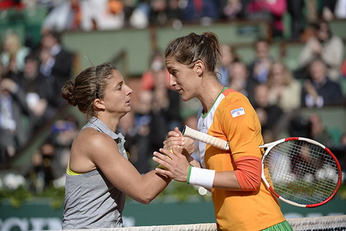 Petkovic đ&aacute;nh bại cựu &aacute; qu&acirc;n Sara Errani