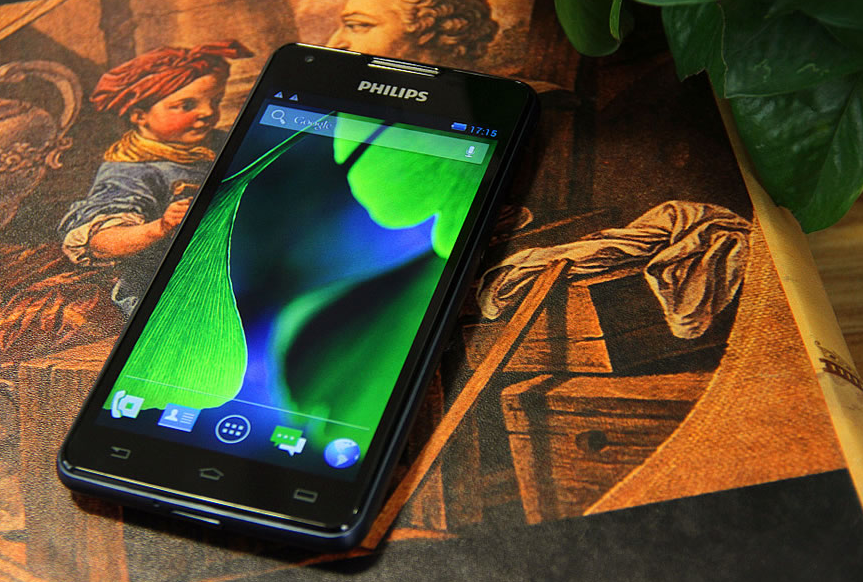 Philips tung smartphone chờ đến 66 ngày