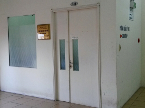 B&ecirc;n ngo&agrave;i ph&ograve;ng l&agrave;m việc của b&agrave; Phạm Thanh Hương - Ảnh: Trọng Đức
