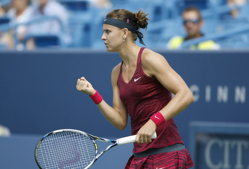 Sao rơi tơi tả ở Cincinnati, Tsonga và Venus thua ngay trận đầu