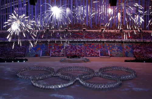 T&aacute;i hiện 5 v&ograve;ng tr&ograve;n Olympic- thể hiện tinh thần 