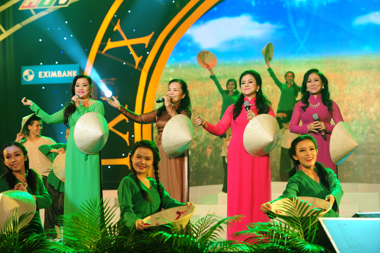 Gala "Tiếng hát mãi xanh": Vui nhộn bữa tiệc không sao!