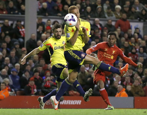 Sturridge ghi bàn thứ nhì cho Liverpool