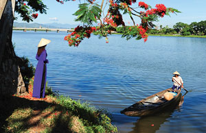 ... Mà không gọi đò