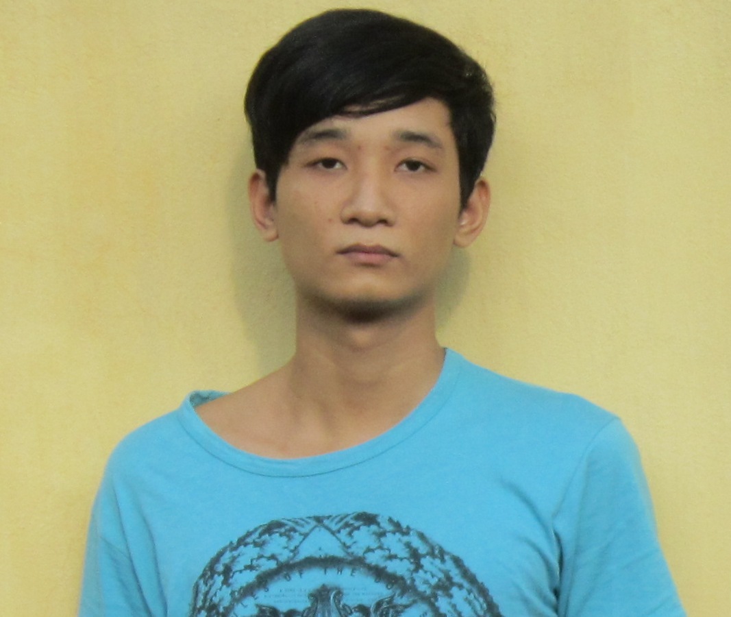 v&agrave; Nguyễn Tấn T&agrave;i tại C&ocirc;ng an huyện Đồng Ph&uacute;, tỉnh B&igrave;nh Phước.