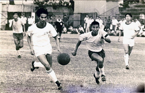 Trung vệ Tam Lang trong m&agrave;u &aacute;o Bộ Tổng Tham mưu (miền Nam - trước 1975)