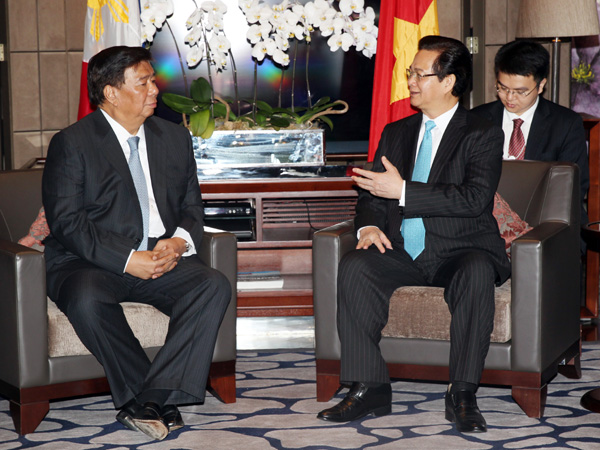 Chủ tịch Hạ viện Feliciano Belmonte khẳng định Philippines ki&ecirc;n định ủng hộ Việt Nam trong vấn đề Biển Đ&ocirc;ng