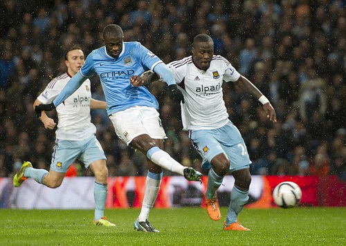 Yaya Toure và thời hoàng kim đã xa ở Man City