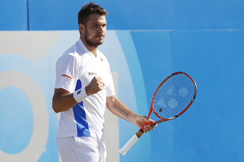 Wawrinka dễ dàng vào vòng hai