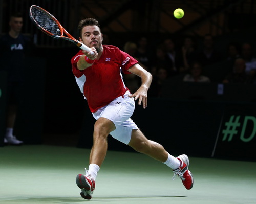 Wawrinka khởi đầu kh&ocirc;ng th&agrave;nh c&ocirc;ng ở tứ kết Davis Cup