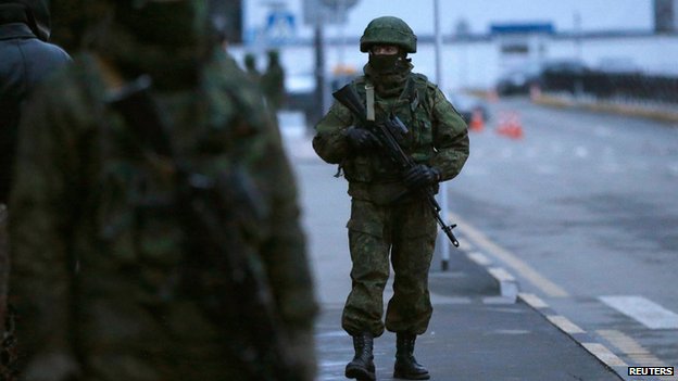 Ukraine cáo buộc Nga đưa 2.000 lính vào Crimea